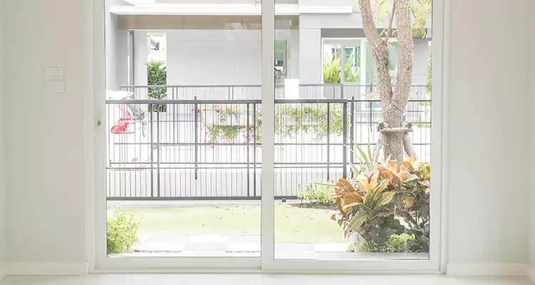 Balcony Screen Door Repair in Fruit Cove, FL