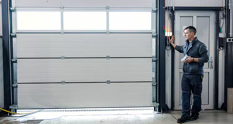 Modern Overhead Door Repair in Fruit Cove, FL