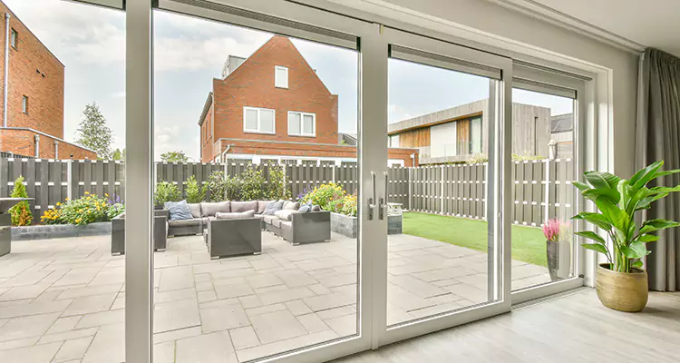 Best Sliding Screen Door Replacement Company in Fruit Cove, FL