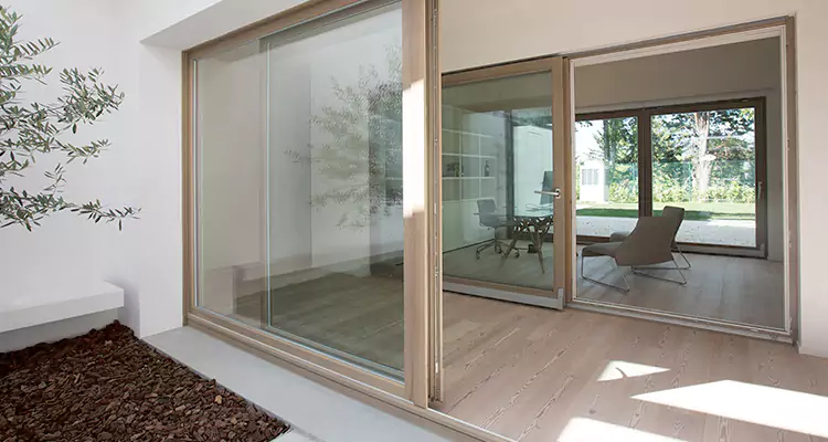 Sliding Screen Door Bottom Track Replacement in Fruit Cove, FL