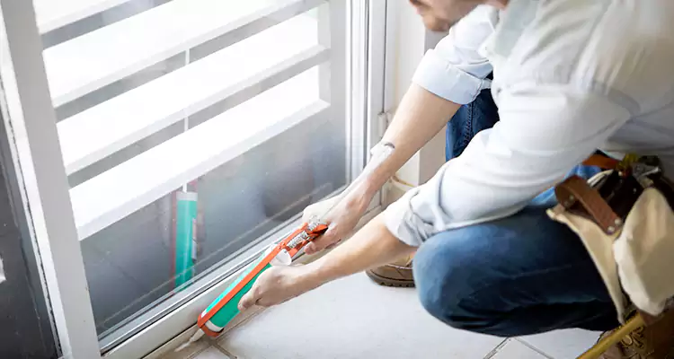 Dap Window Caulk Repair in Fruit Cove, FL